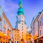 Viadowinagardens ברטיסלאבה